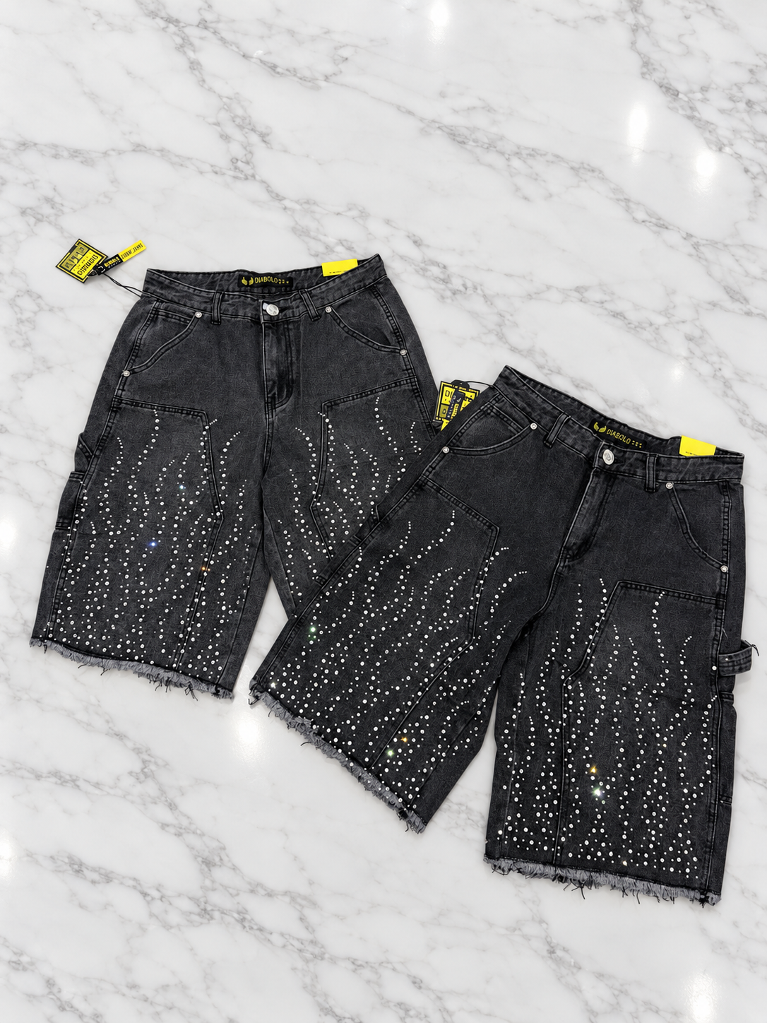 SHORTS NUEVOS BRILLO
