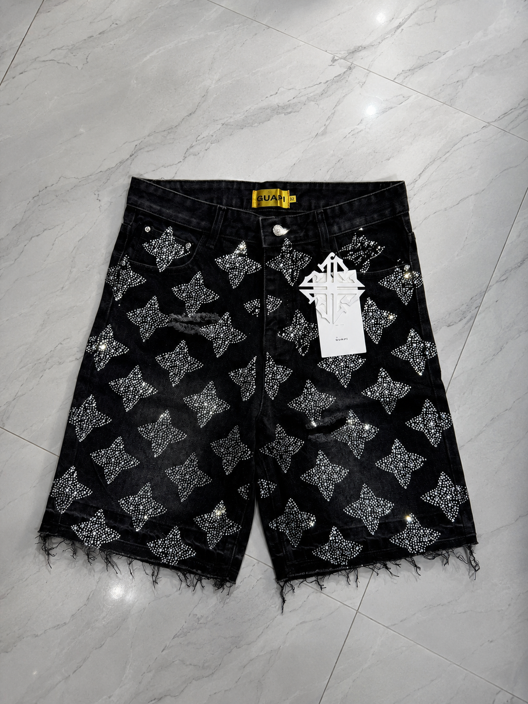 SHORTS EXCLUSIVO