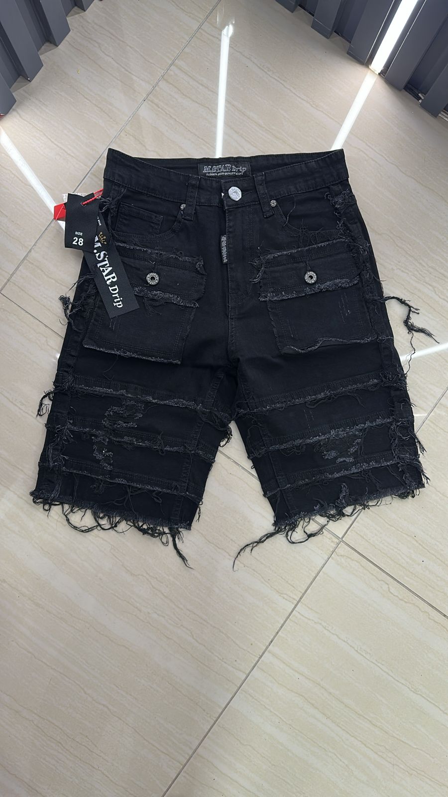SHORT CARGO