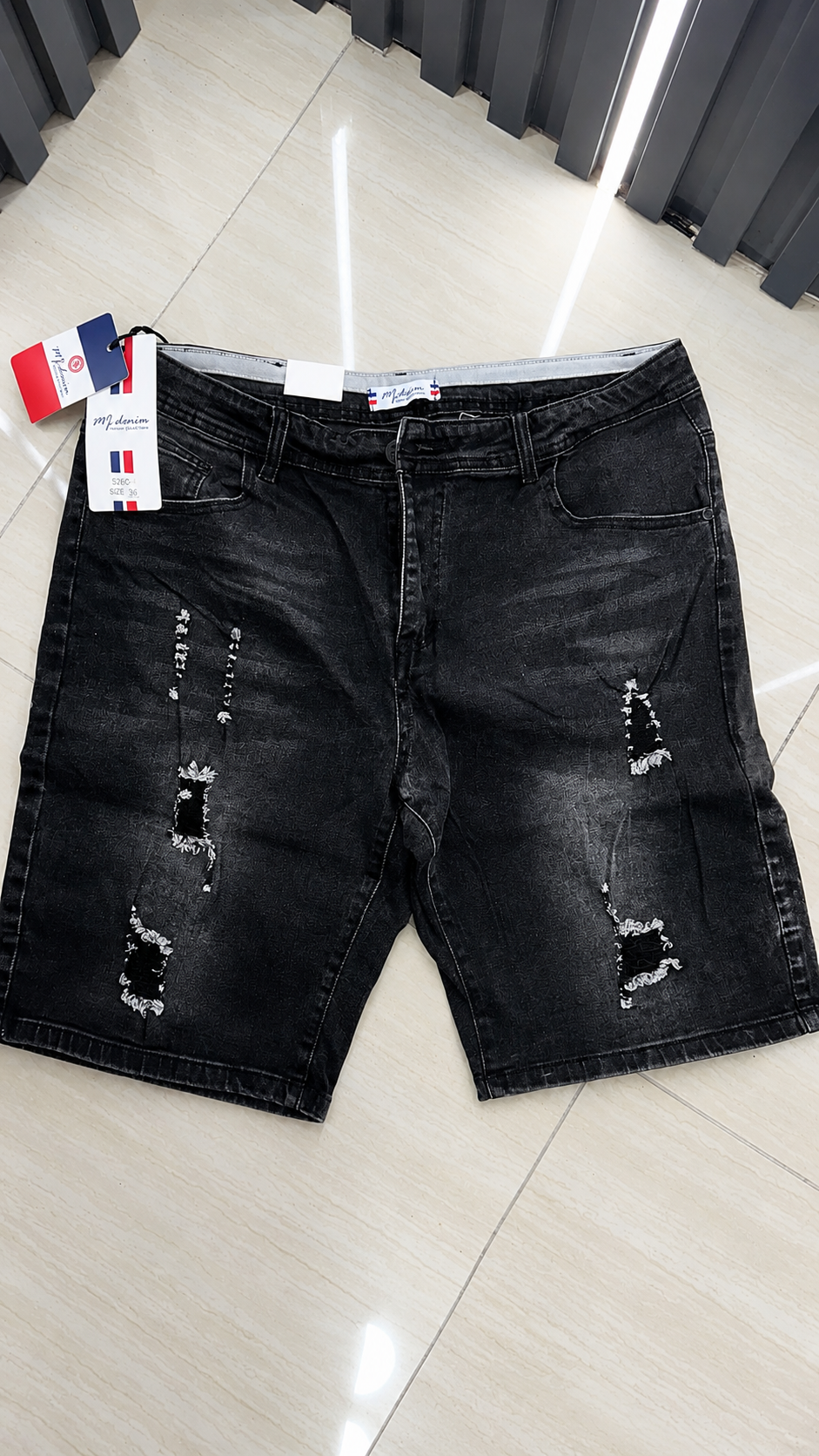 SHORTS RAJADO